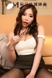 Lin Xiang's Nude Picture
