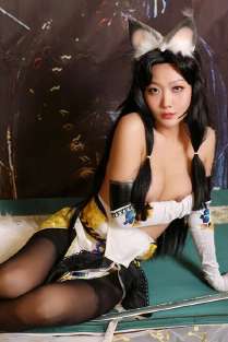 Lin Xiao Xue's Nude Picture