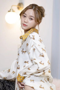 Lu Si Han's Nude Picture
